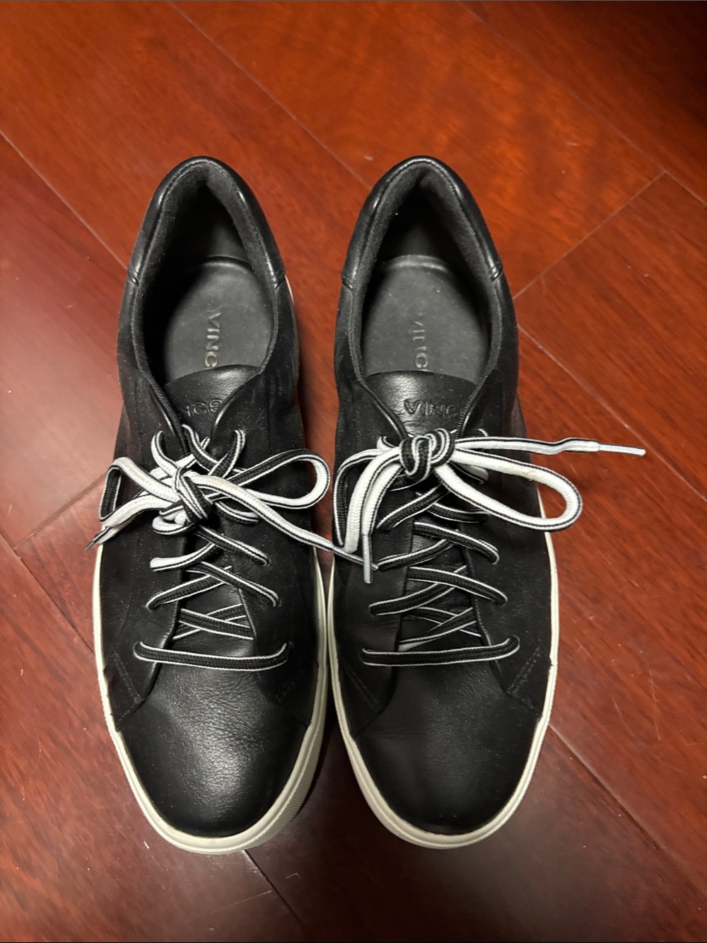 Vince platform benfield Leather Low-Top Sneakers with Contrasting Laces 6.5